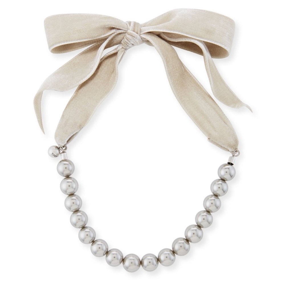 Brand new never worn LuLu Frost pearl necklace